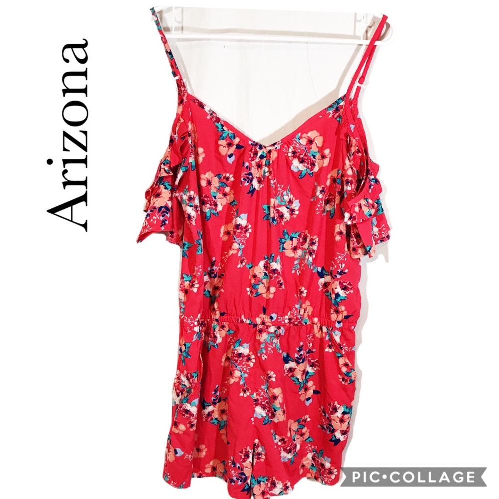 Arizona Jeans floral cold shoulder romper sz L